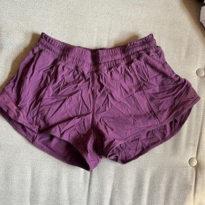 Lululemon hotty hot short